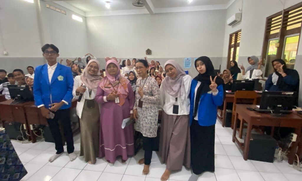 WhatsApp Image 2025-10-24 at 09.55.03 (2)