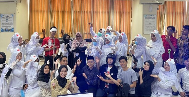 Mahasiswa S1 Keperawatan UNIMUS Pelajari Caring Melalui Roleplay Berdasarkan Teori Jean Watson dan Swanson